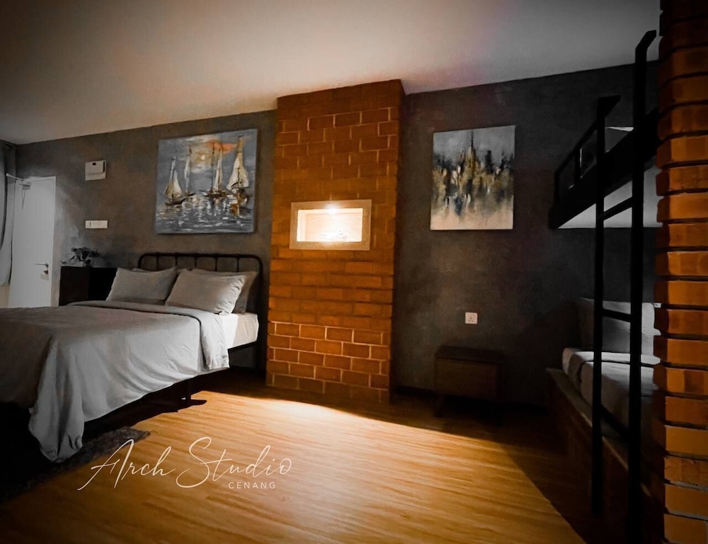 Studio Apartment - Photo 12