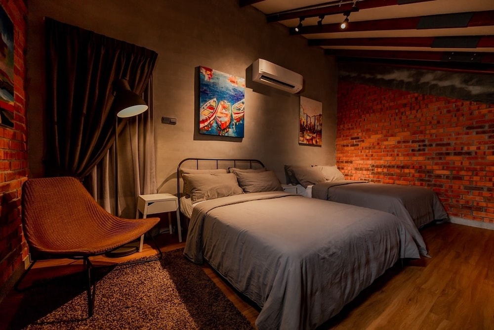 Family Studio Suite - Photo 8