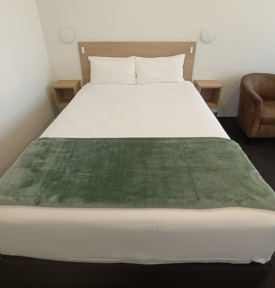 Executive Queen Room photo 2
