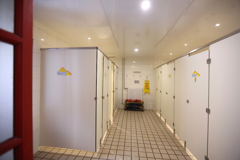 Mixed 6-Beds Dormitory photo 2