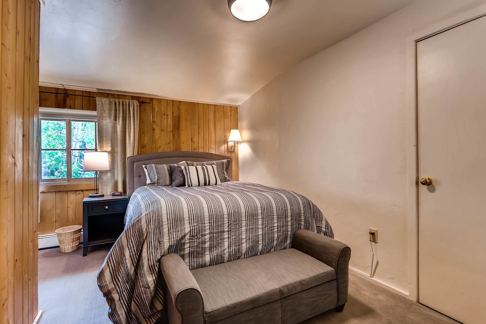 Room (Ski Tip B&B - Private Room) photo 2