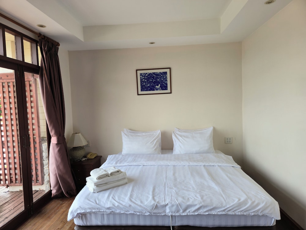 Garden Villa King photo 3