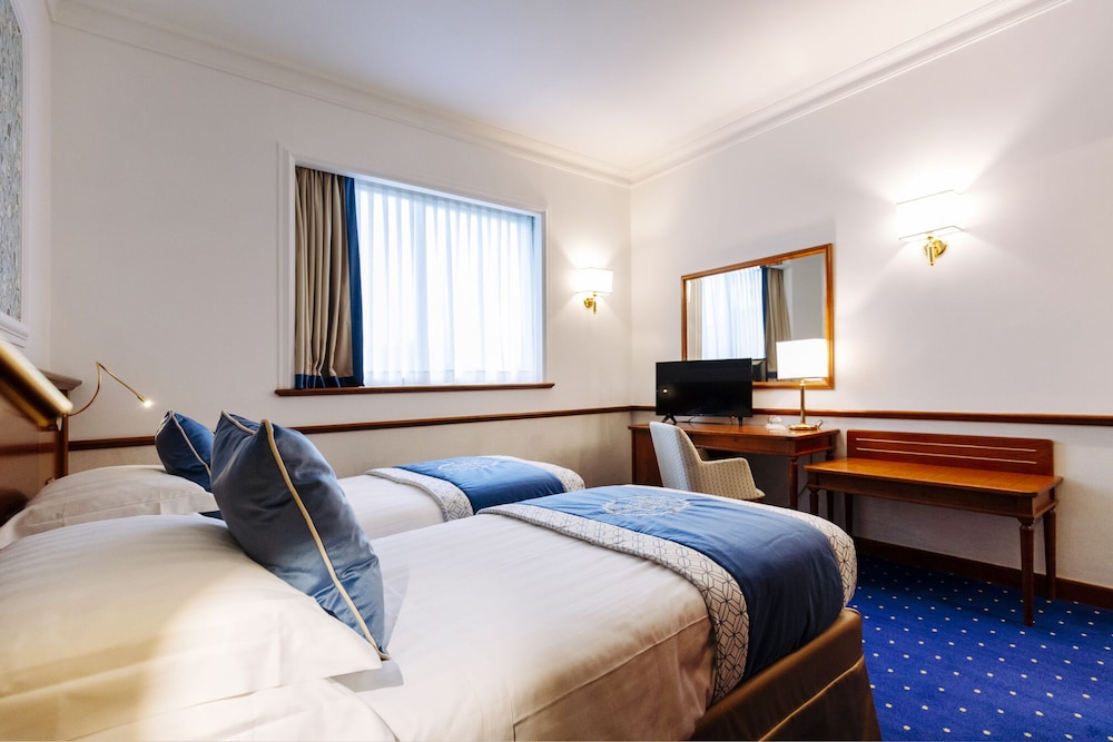 Standard Double Room Single Use photo 2
