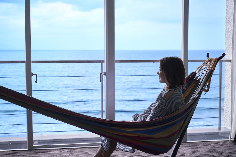 Ocean View Suite Room B with hammock (656 sqft) Non Smoking - Photo 4