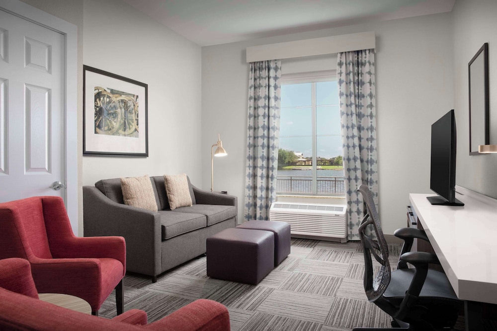 Suite, Accessible - Photo 4