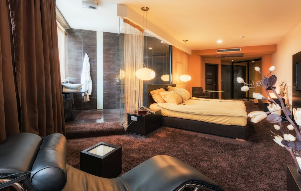 Design Apartment, City View