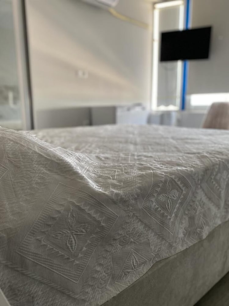 Honeymoon Studio Suite