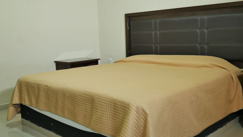 Standard Room photo 2