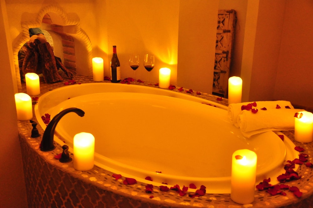 Romantic Suite photo 2