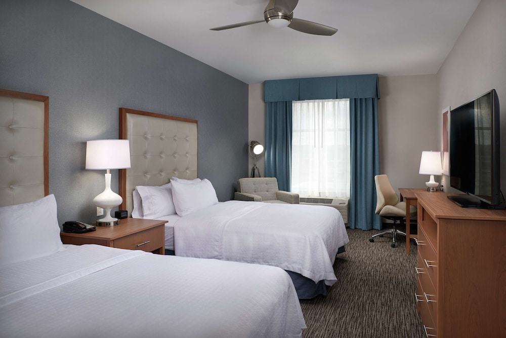 Suite, 2 Queen Beds, Accessible (Hearing)