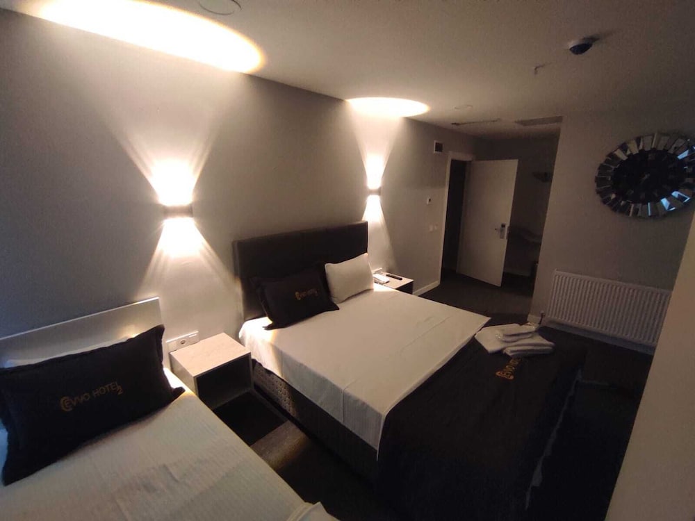 Basic Double or Twin Room photo 1