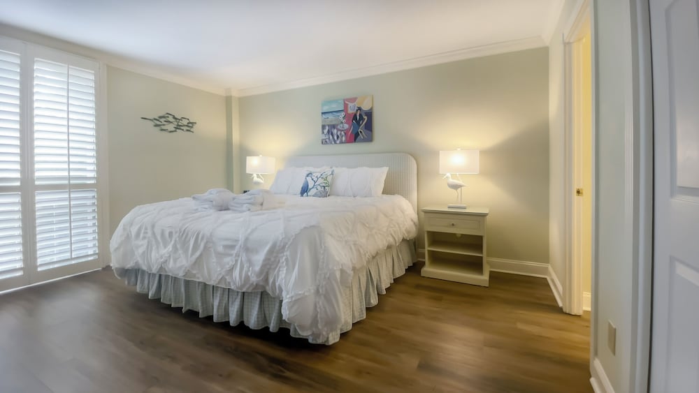 Villa, Multiple Beds, Kitchen, Garden View (1038 Caravel Court)