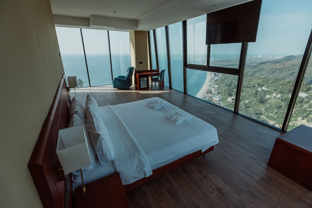 Panorama Suite - Photo 1