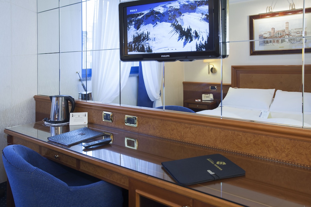Double Room Single Use, Annex Building (3-Star Berna Tower)