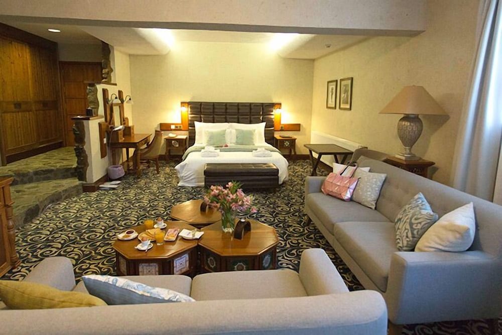 Senior Double Room (Suite)