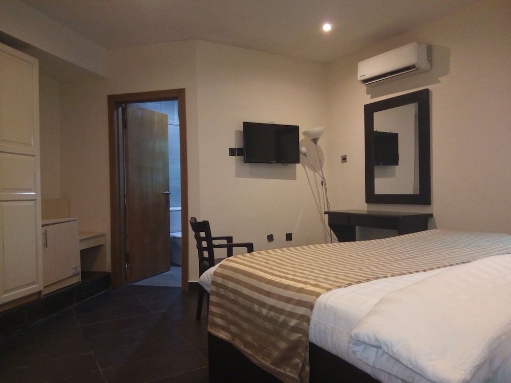 Deluxe Room - Photo 2