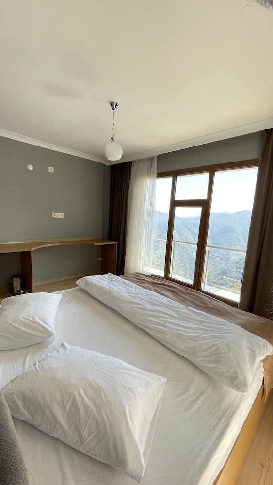Standard Room photo 3