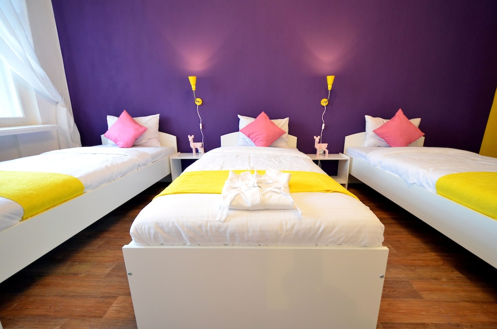 Standard Shared Dormitory, Women only photo 3