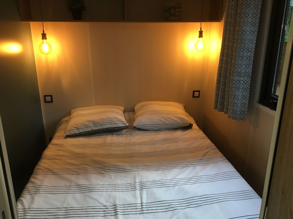 Classic Mobile Home photo 1