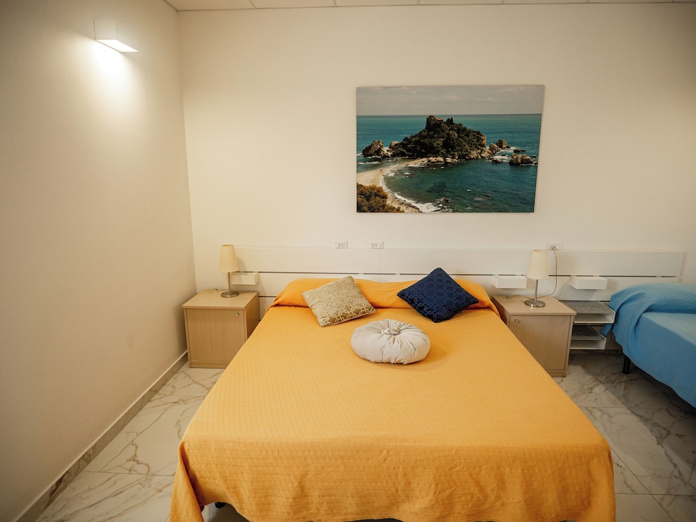 Basic Double or Twin Room photo 3