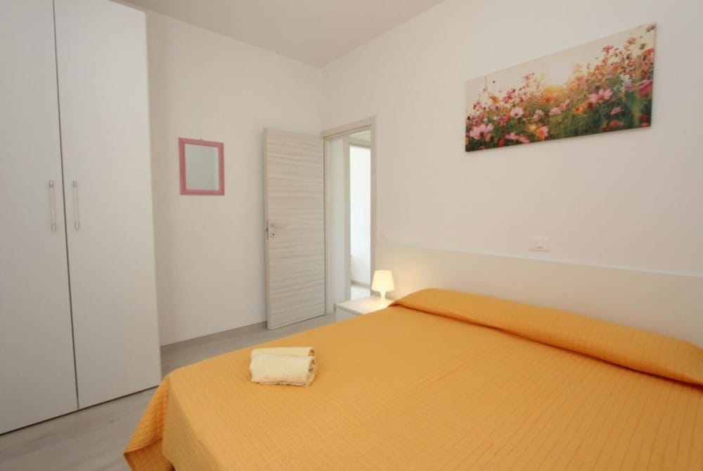 Apartment, 2 Bedrooms, Garden View photo 2
