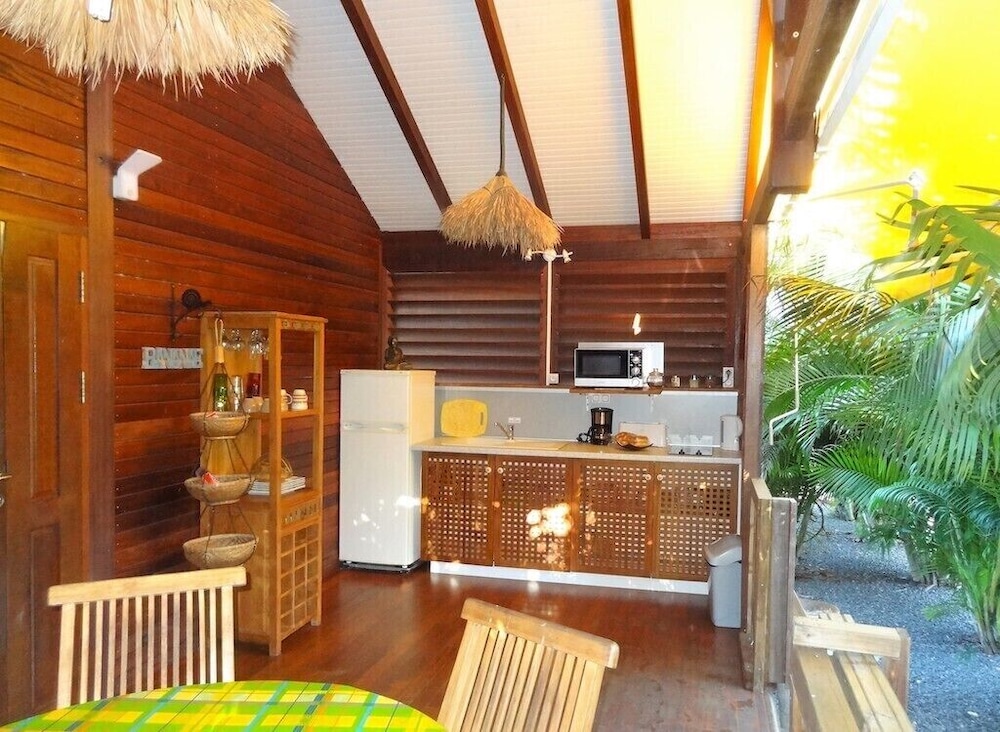 Family Bungalow - Photo 6