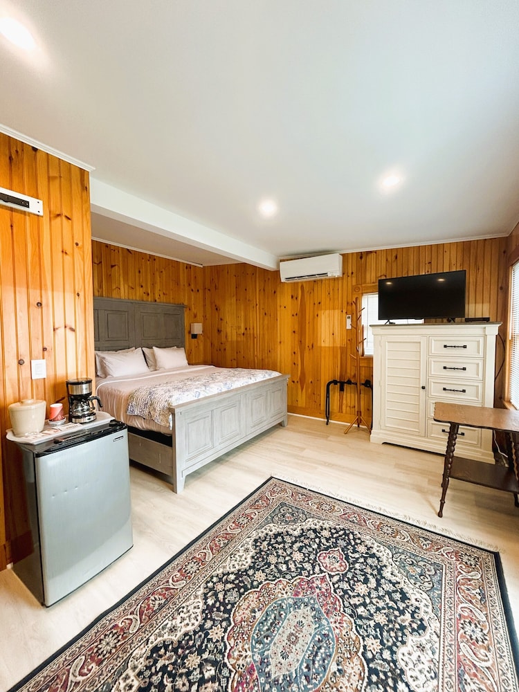 Bungalow photo 1