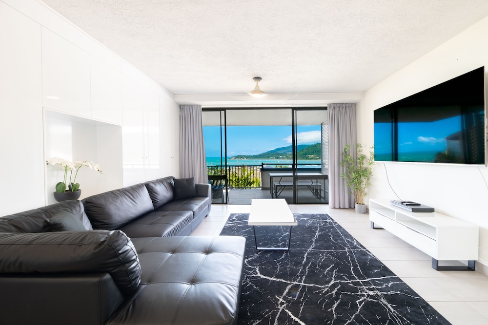 Superior Apartment, 1 Bedroom, Ocean View photo 3