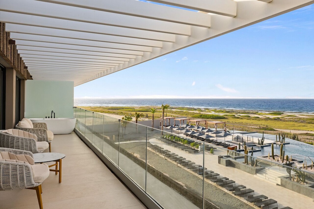 Preferred Club Presidential Suite Ocean View