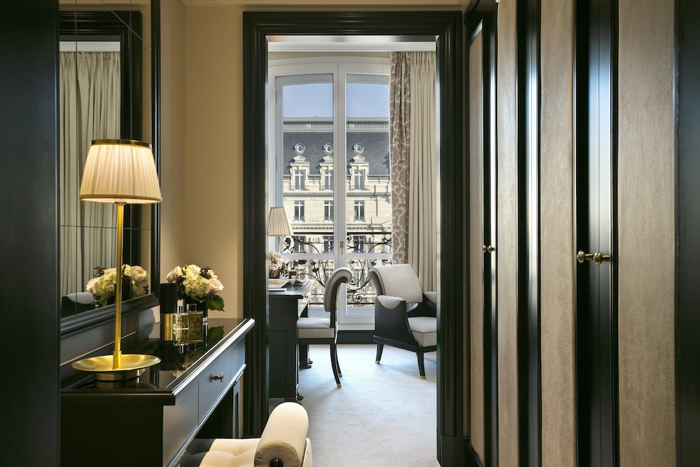Suite (Prestige, Champs Elysees)