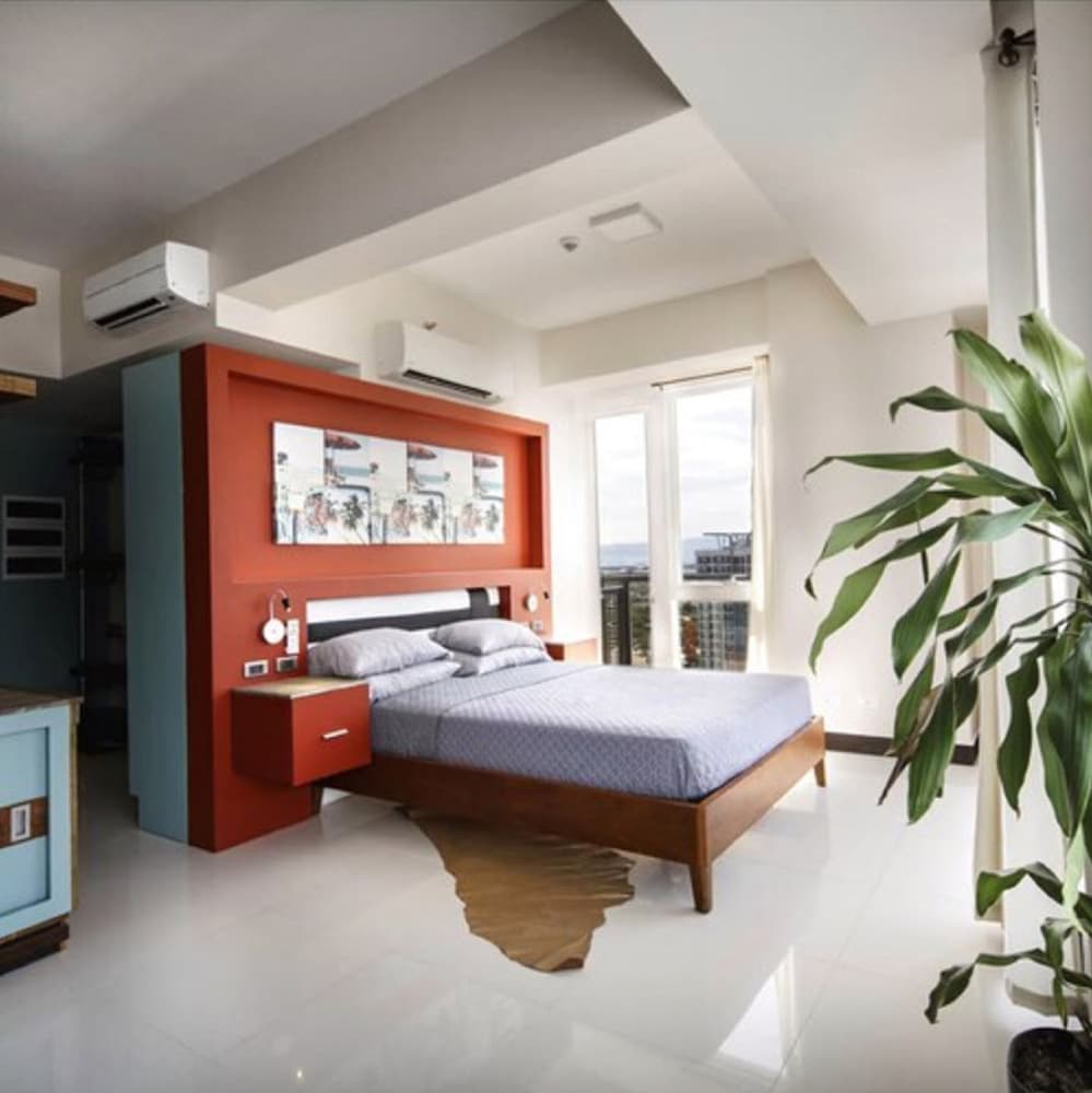 Penthouse On The 18th photo 1
