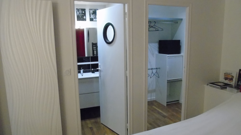 Deluxe Double Room, Garden View (Cinema) photo 2