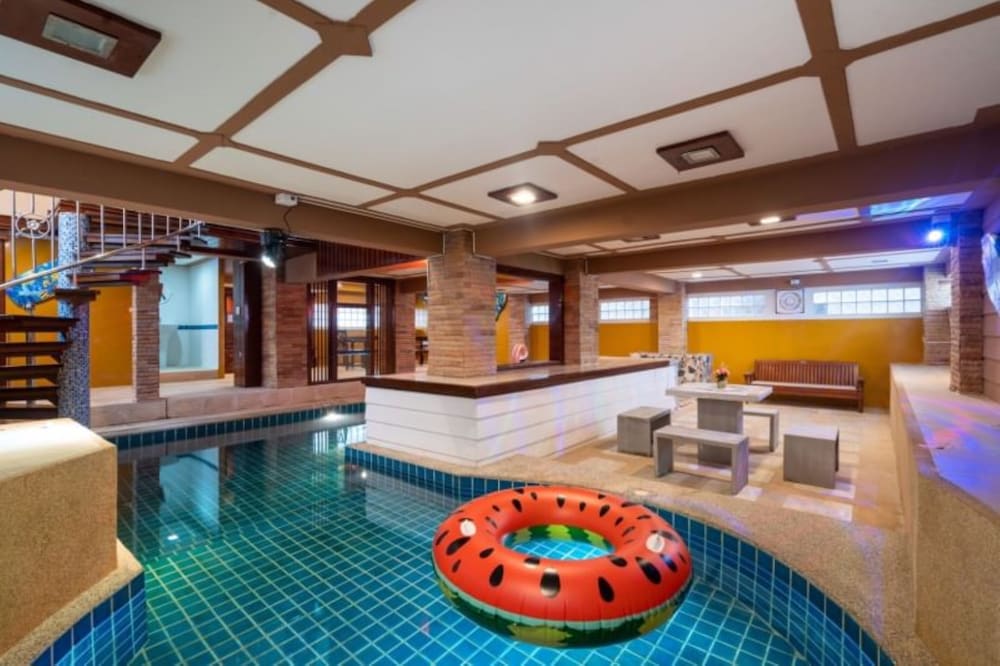 3 Bedrooms with Indoor Pool - Photo 15