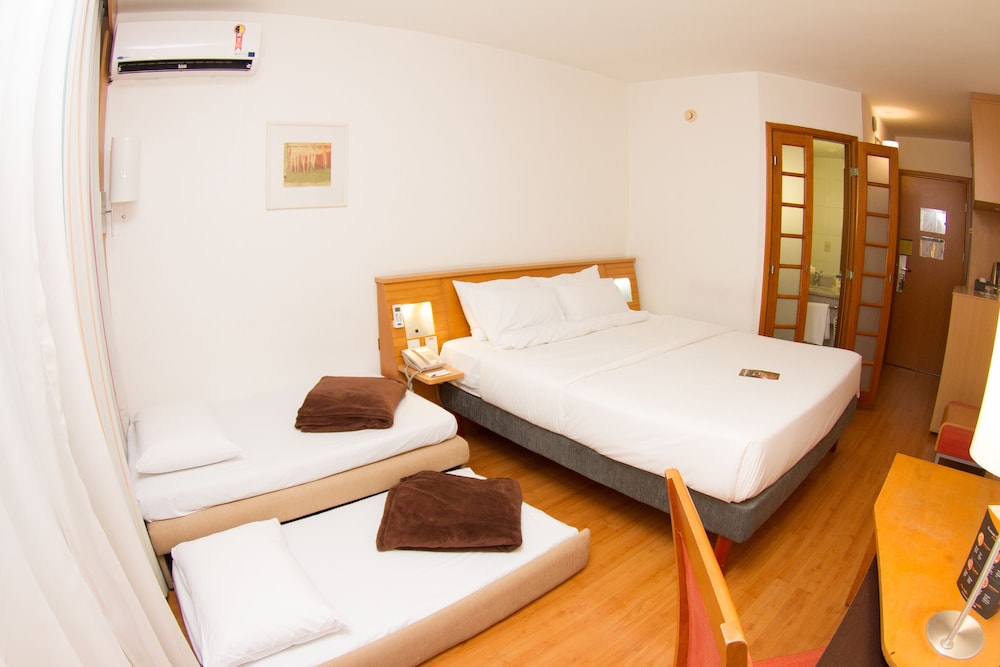 Standard Room, 1 Double Bed with Sofa bed - Photo 4