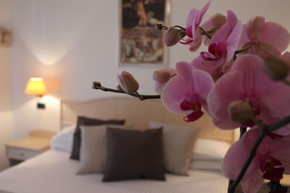 Triple Room - Photo 1
