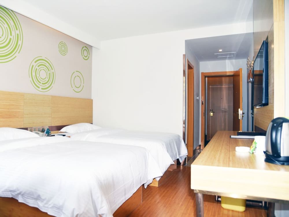 Superior Twin Room photo 1