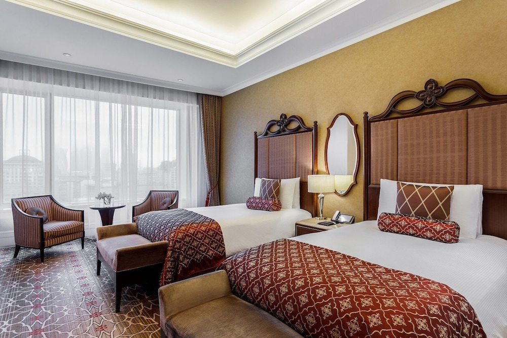 Club Twin Room