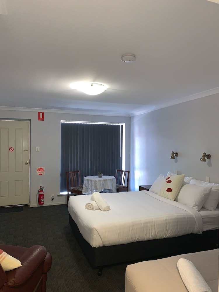 Studio Suite photo 2