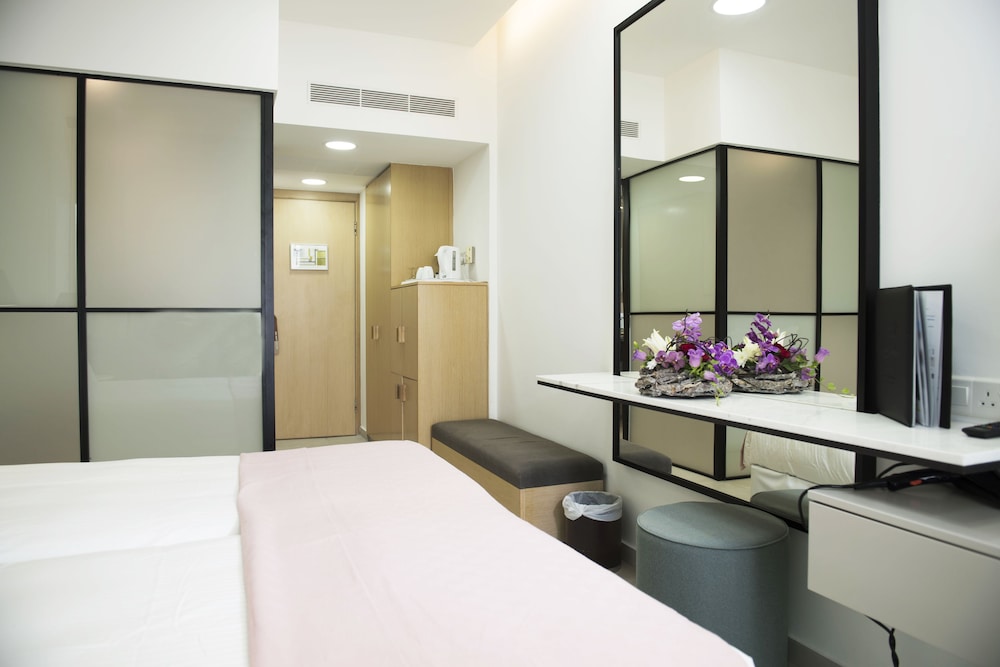 Superior Double Room, Partial Sea View - Photo 7