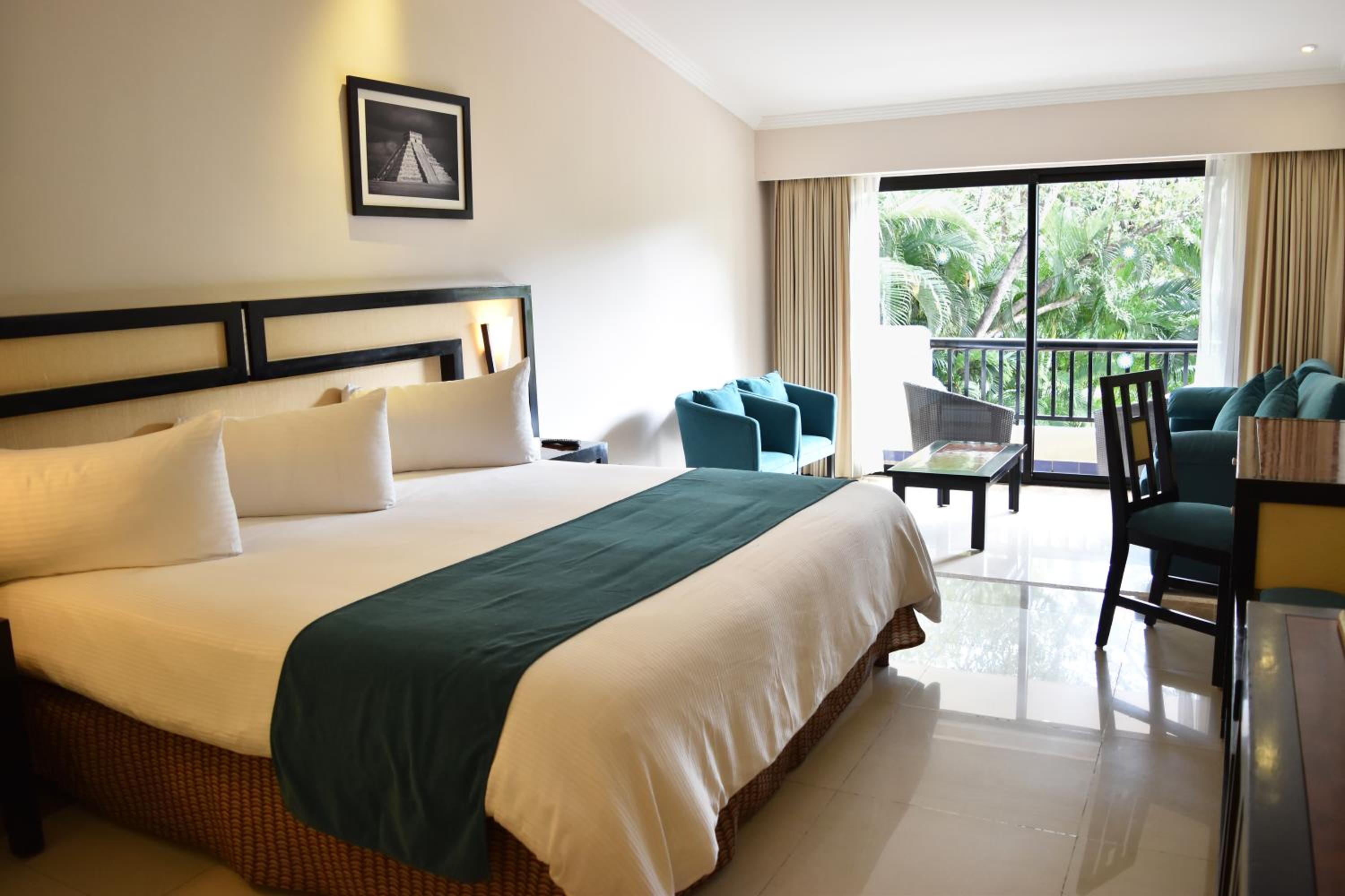 Hacienda Junior Suite - Photo 1