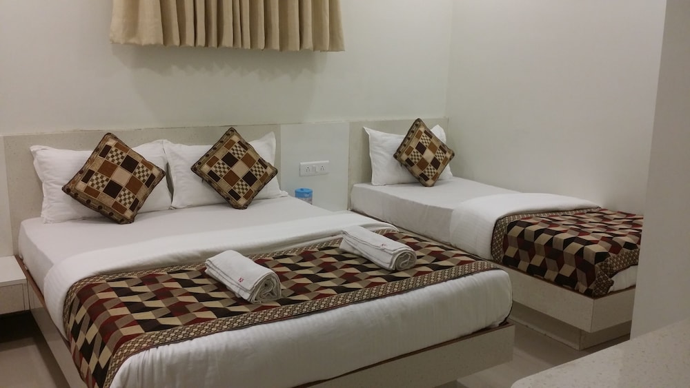 Deluxe Single Room