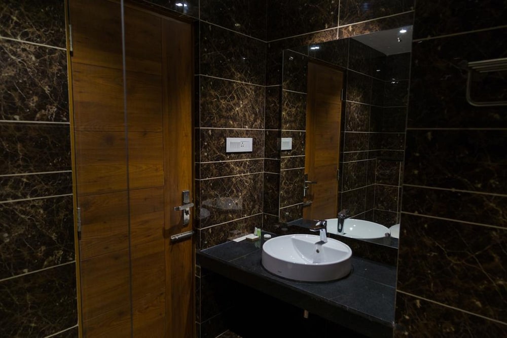 Executive Room, Multiple Beds, City View photo 2