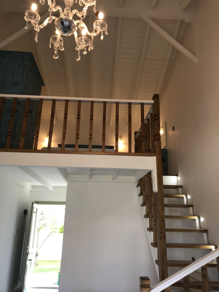 Deluxe Loft, Multiple Beds, Pool View photo 3