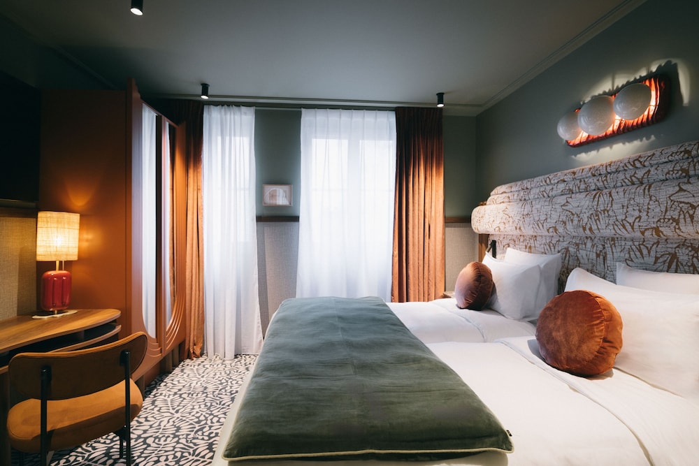 Standard Apartment, Ensuite photo 2