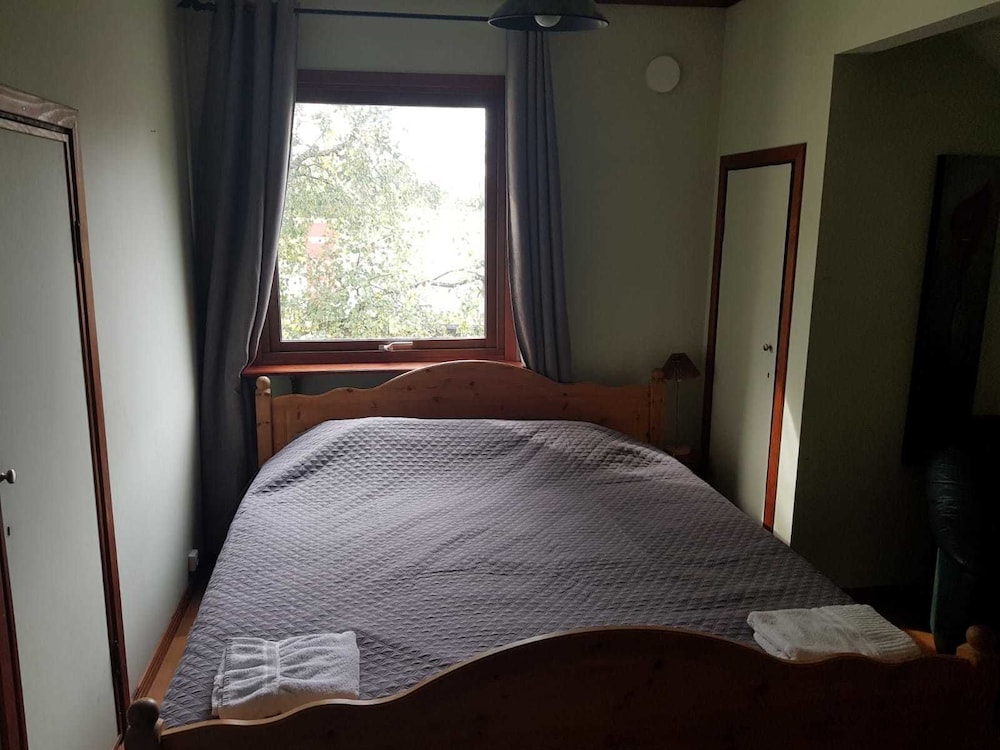Business Single Room, 1 Queen Bed photo 2
