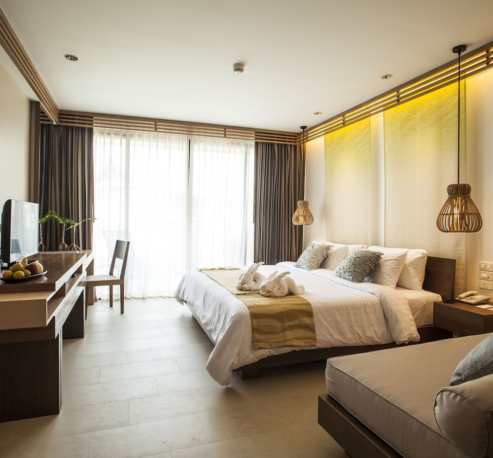 Jacuzzi Deluxe - Hillside - Photo 4