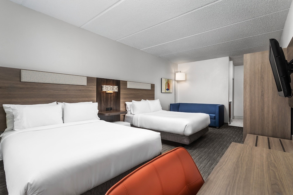 Suite, Multiple Beds (Dry Bar) photo 1