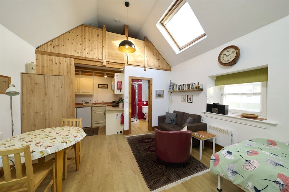 Studio (Smithy Cottage) photo 1