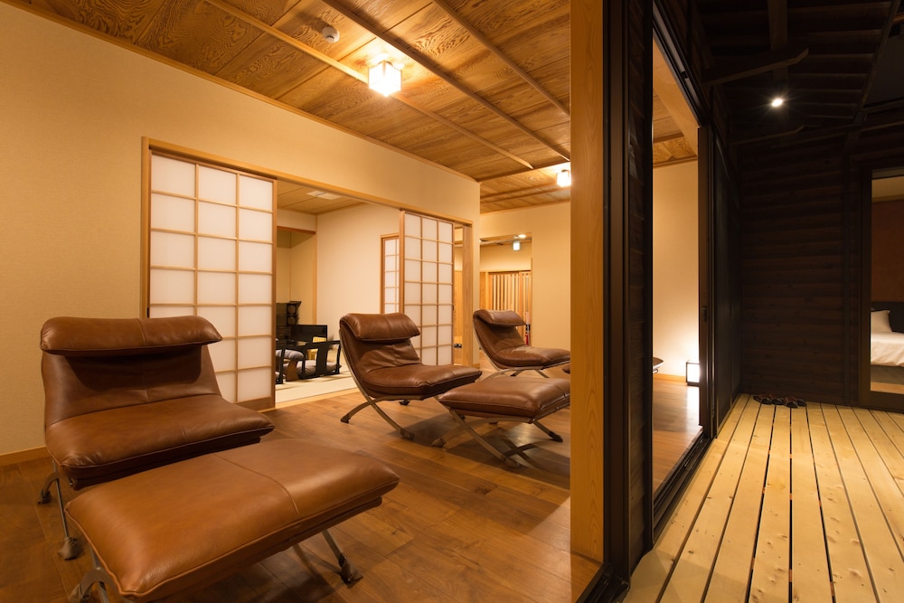 Premium Suite, Tatami Area, Private And Open Air Bath, Tsutsuji Non Smoking - Takasaki Kaiseki photo 2