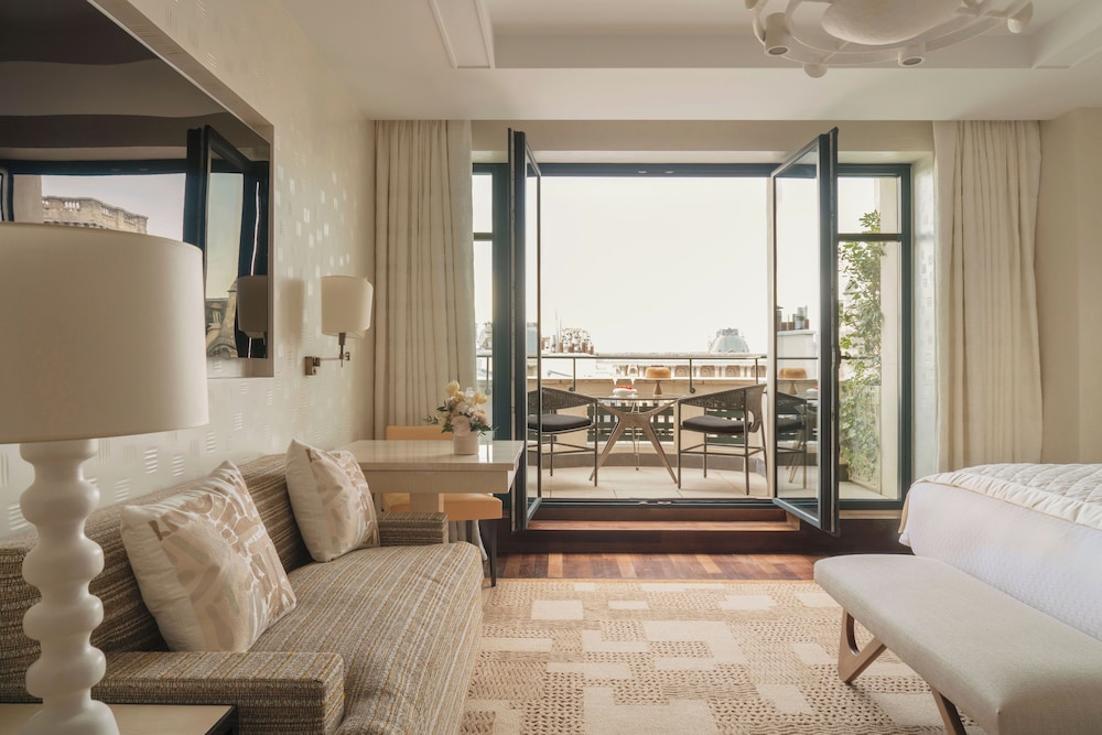 Deluxe Room, Balcony photo 3
